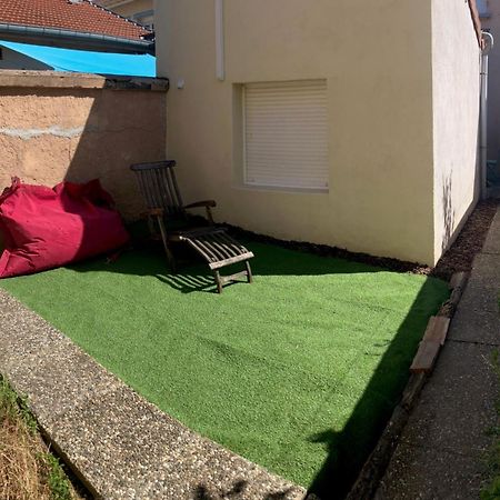 Jolie, Cozy, Confortable Maison De Ville Au Calme A 5Min Du Centre De Verdun, Parking Devant La Maison Belleville-Sur-Meuse ภายนอก รูปภาพ