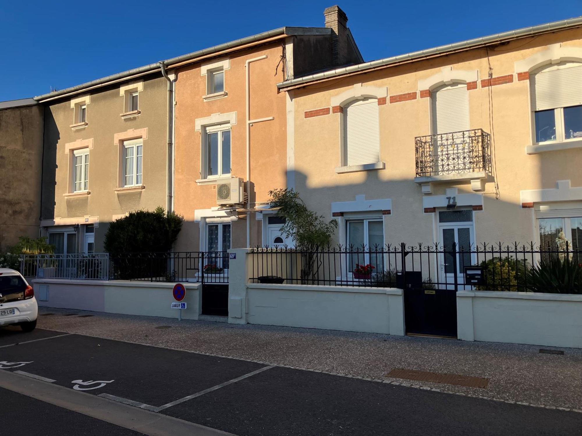 Jolie, Cozy, Confortable Maison De Ville Au Calme A 5Min Du Centre De Verdun, Parking Devant La Maison Belleville-Sur-Meuse ภายนอก รูปภาพ
